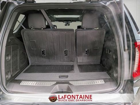 Used 2024 GMC Yukon Denali w/ Advanced Technology Package AWD/4WD image 31