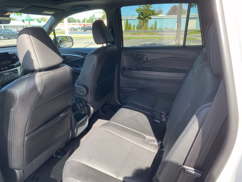 Used 2023 Honda Passport EX-L image 16