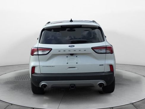 Used 2022 Ford Escape Titanium w/ Class II Trailer Tow Package image 4