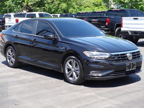 Used 2021 Volkswagen Jetta R-Line w/ R-Line Cold Weather Package FWD image 5