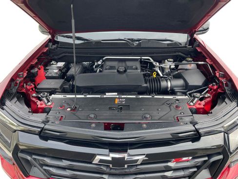 Used 2024 Chevrolet Colorado Z71 image 6