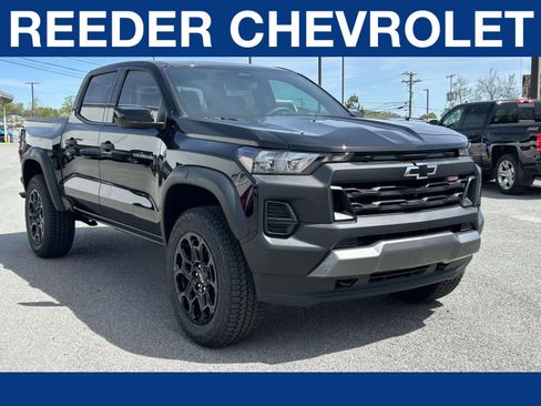 New 2026 Chevrolet Colorado Trail Boss AWD/4WD image 1