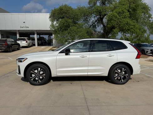 New 2026 Volvo XC60 B5 Core AWD/4WD image 3