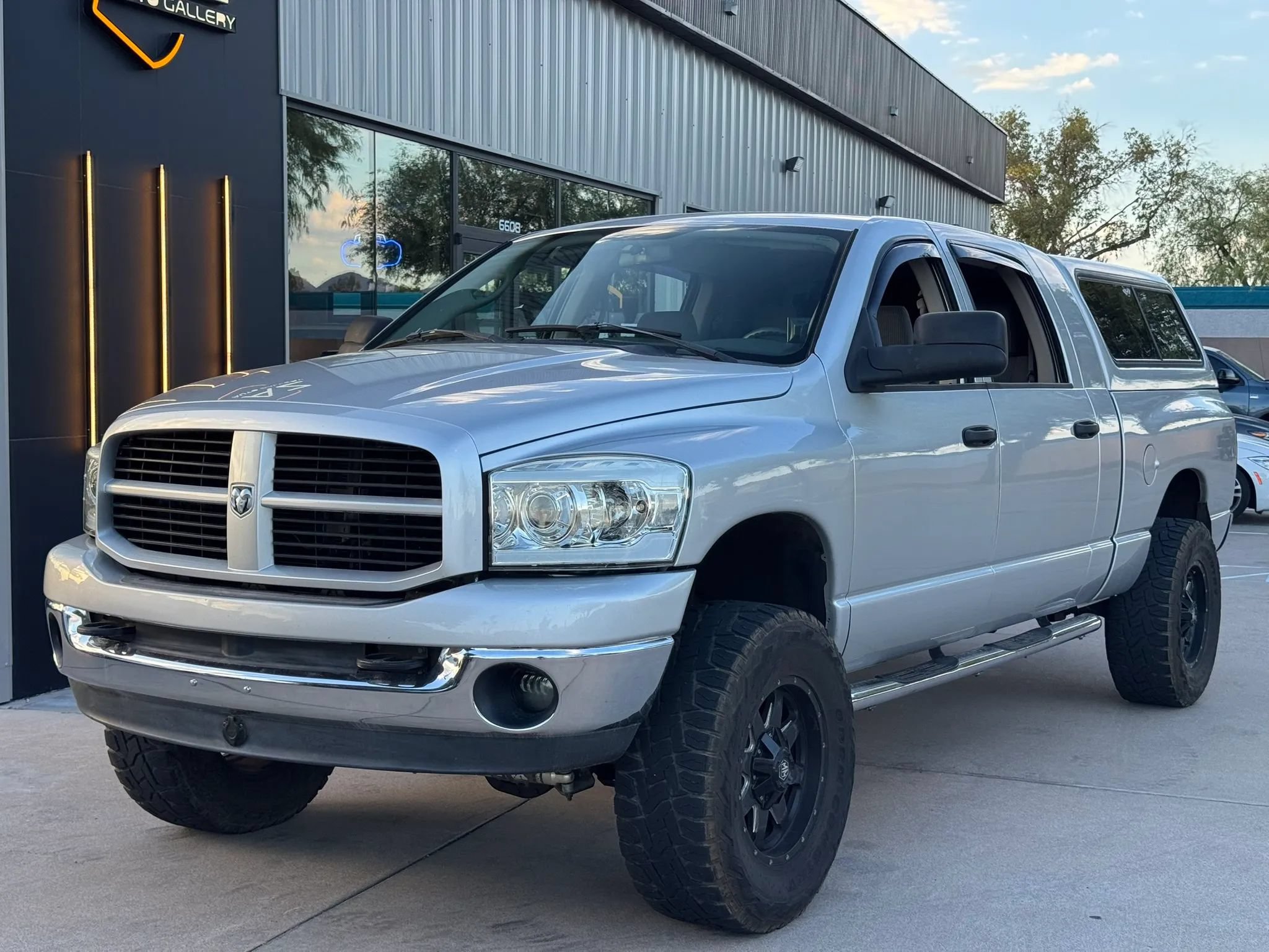 Used 2006 Dodge Ram 1500 Truck SLT w/ Protection Group AWD/4WD image 2