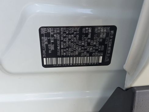 Used 2023 Nissan Rogue SV FWD image 31