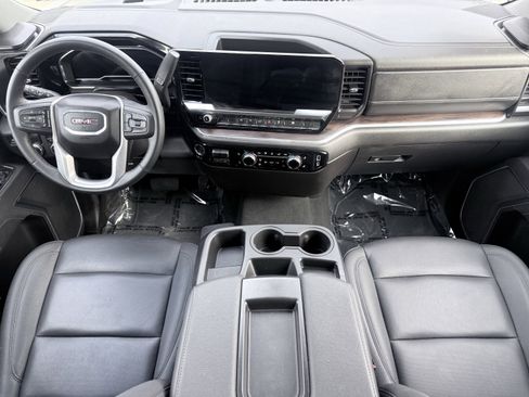 Used 2025 GMC Sierra 1500 SLT image 54