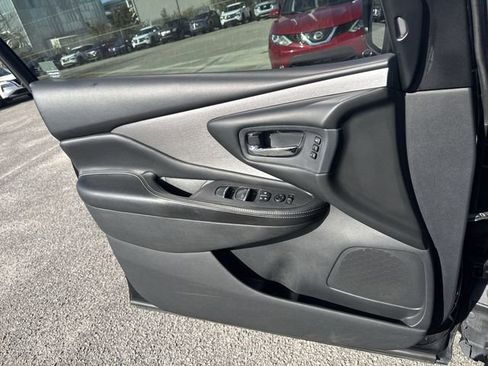 Used 2019 Nissan Murano SL image 26