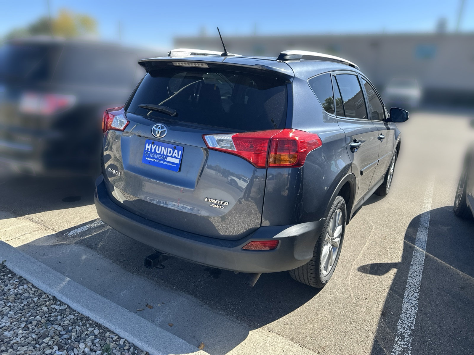 Used 2014 Toyota RAV4 Limited AWD/4WD image 3