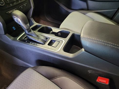 Used 2018 Ford Escape SE w/ SE Sync 3 Package AWD/4WD image 26