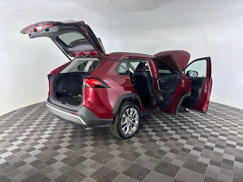 Used 2023 Toyota RAV4 Limited w/ Limited Grade Weather Package AWD/4WD image 18