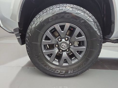 Used 2023 Toyota Tacoma SR5 RWD image 25