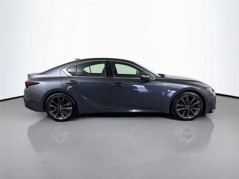 Used 2022 Lexus IS 350 F Sport RWD image 4