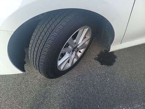 Used 2025 Toyota Camry LE image 2