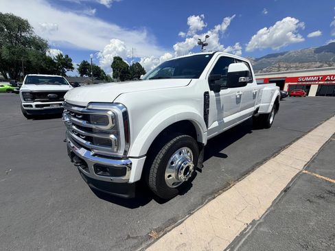 Used 2024 Ford F450 Lariat w/ Lariat Ultimate Package AWD/4WD image 8