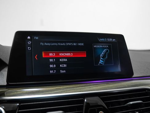 Used 2019 BMW 530i w/ Convenience Package image 33