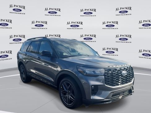 New 2026 Ford Explorer ST-Line w/ ST-Line Street Pack image 7