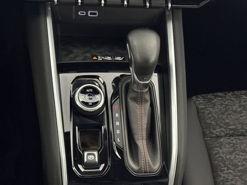 Used 2023 Chevrolet Colorado Z71 w/ Z71 Convenience Package 2 image 22