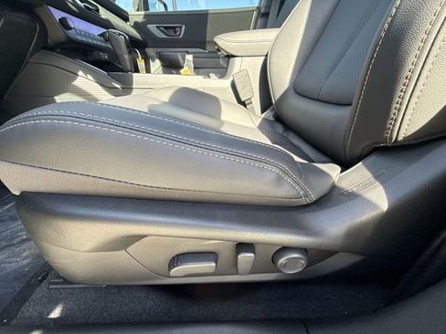 New 2026 Subaru Outback Limited image 12