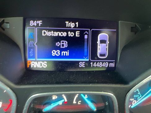 Used 2013 Ford Escape Titanium w/ Class II Trailer Tow Pkg AWD/4WD image 16