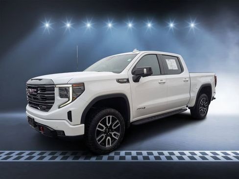 Used 2024 GMC Sierra 1500 AT4 w/ Technology Package image 7