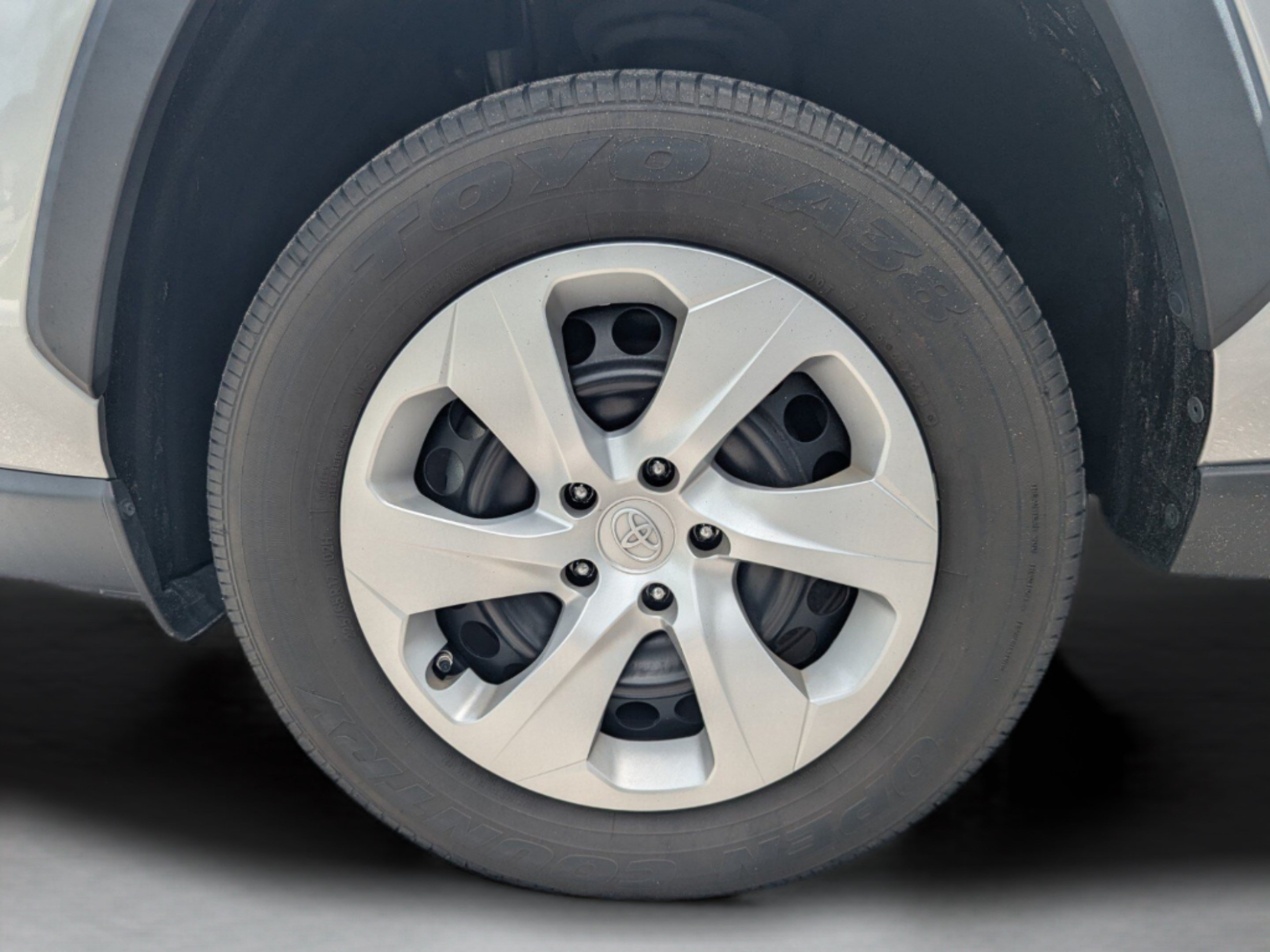 Used 2023 Toyota RAV4 LE FWD image 42