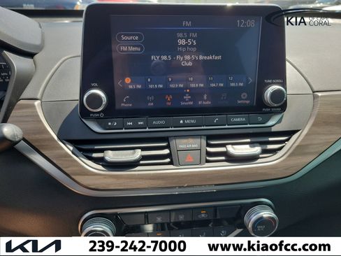 Used 2023 Nissan Altima 2.5 SV FWD image 25