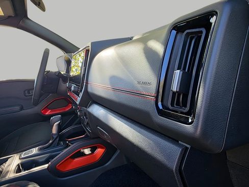 New 2026 Nissan Frontier PRO-4X w/ Pro-4x Convenience Package image 15