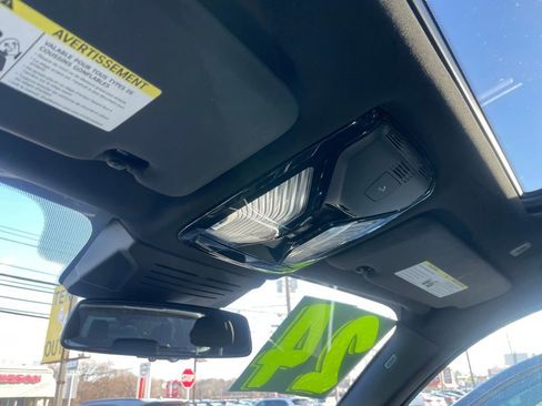 Used 2024 BMW X5 xDrive50e image 22