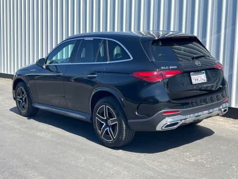 Used 2026 Mercedes-Benz GLC 300 4MATIC image 4
