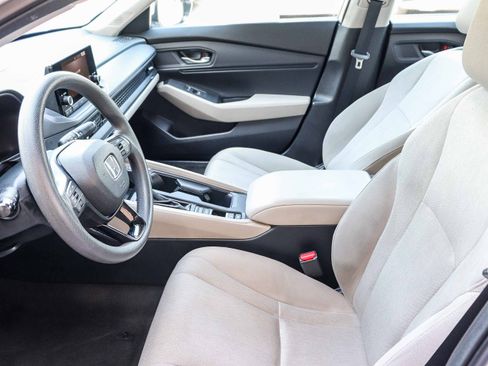 Certified 2024 Honda Accord EX image 22