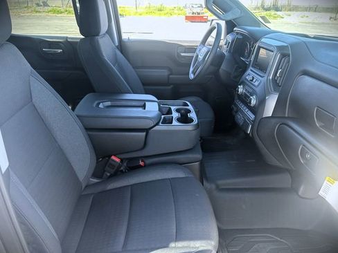 Used 2024 GMC Sierra 1500 Pro w/ Pro Value Package image 31