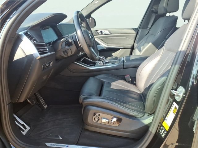 Used 2021 BMW X7 M50i AWD/4WD image 18