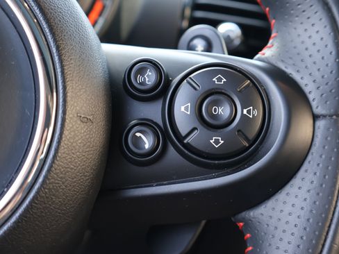 Used 2020 MINI Cooper Clubman S w/ Premium Package image 24