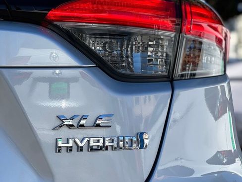 Certified 2023 Toyota Corolla XLE image 10
