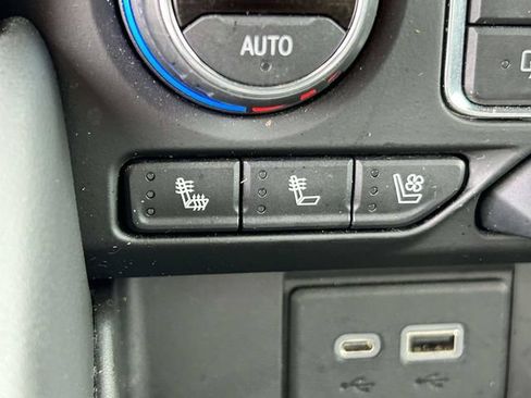 Used 2021 Chevrolet Suburban High Country RWD image 20
