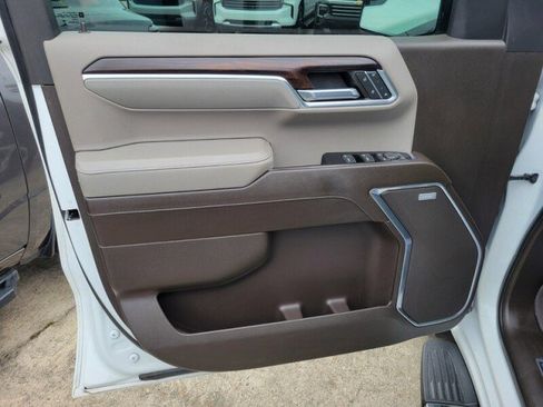 Used 2023 GMC Sierra 1500 SLT w/ SLT Premium Package image 23