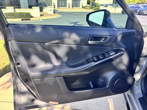 Used 2025 Lexus IS 350 F Sport RWD image 14