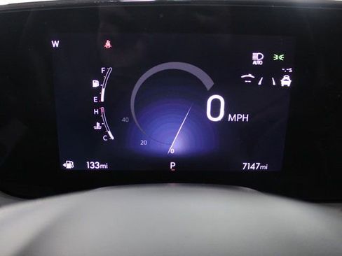 Used 2024 Buick Encore GX Avenir w/ Avenir Technology Package FWD image 11