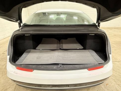 Used 2024 Lucid Air Touring AWD/4WD image 49