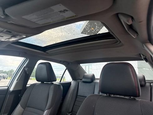 Used 2017 Toyota Camry SE w/ Moonroof Package FWD image 26