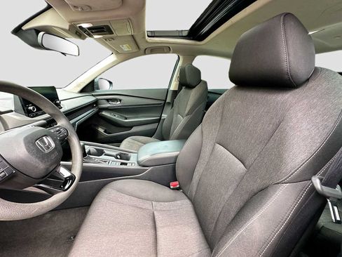 Used 2023 Honda Accord EX image 20
