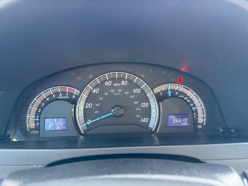 Used 2014 Toyota Camry SE image 8