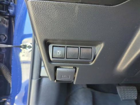 Used 2024 Toyota Prius XLE FWD image 14