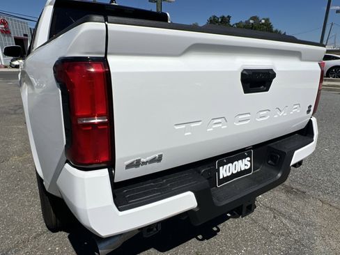 New 2025 Toyota Tacoma SR5 AWD/4WD image 25