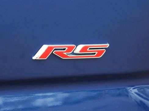 Used 2021 Chevrolet Camaro LT w/ RS Package image 10