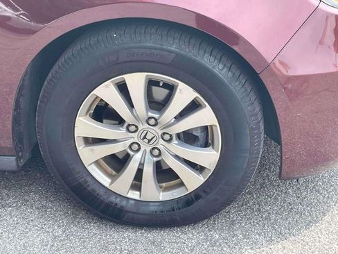 Used 2017 Honda Odyssey EX image 9
