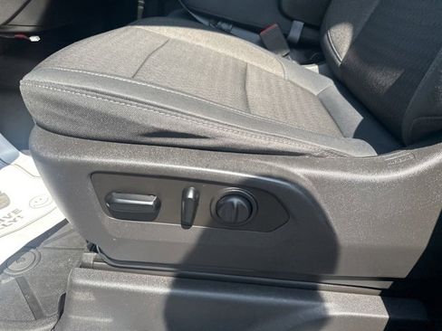 Used 2019 Chevrolet Silverado 1500 LT Trail Boss w/ Convenience Package image 14