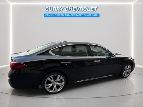 Used 2017 INFINITI Q70 L 3.7 AWD/4WD image 14