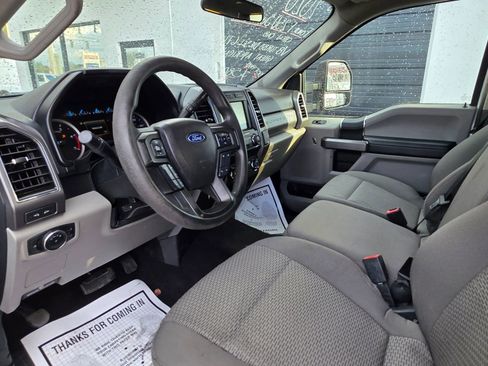 Used 2020 Ford F250 XLT w/ FX4 Off-Road Package AWD/4WD image 12