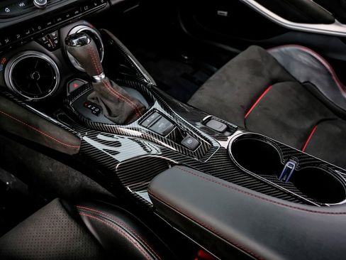 Used 2019 Chevrolet Camaro ZL1 RWD image 24